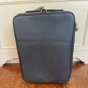 Louis Vuitton Carry-On Taiga Pegase